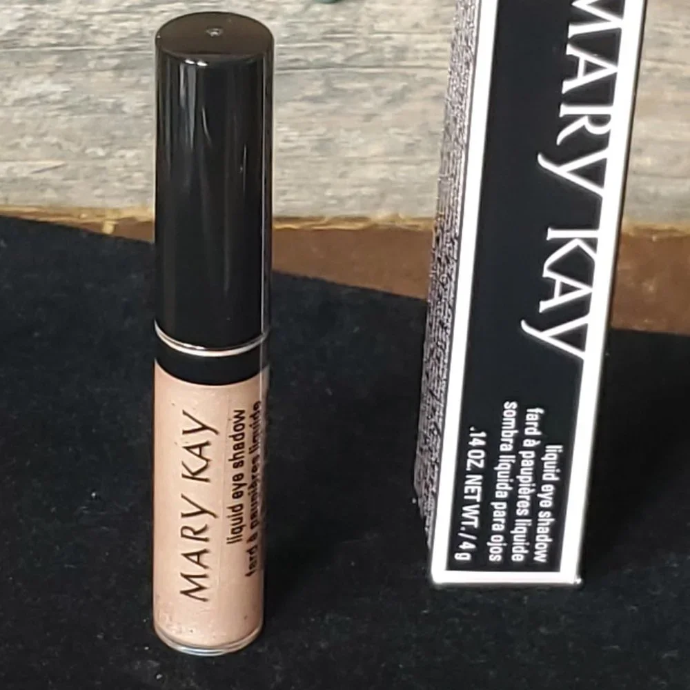 Light Beam Shimmer Liquid Eye Shadow - Mary Kay